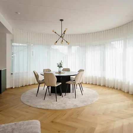 Stylish Veerenni Apartment With Panoramic Windows *