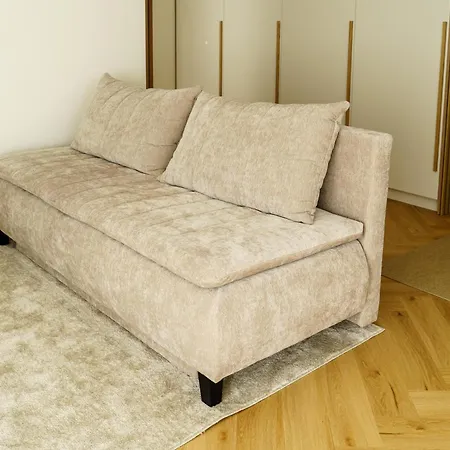 Stylish Veerenni Apartment With Panoramic Windows Tallinn