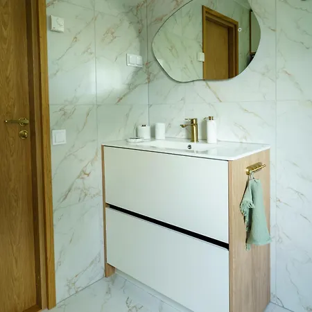 Stylish Veerenni Apartment With Panoramic Windows * Tallinn